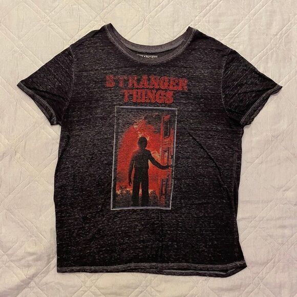 Stranger Things T shirt XXL - Picture 1 of 3